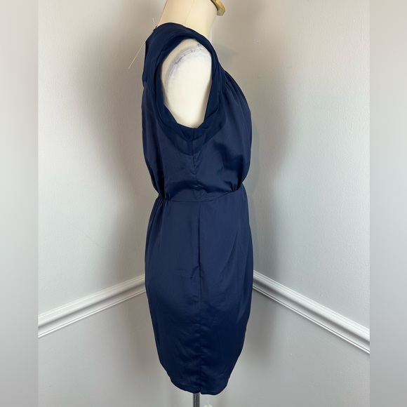 PLASTIC ISLAND Navy Lightweight Dress NWT | Size Small (2/4) - Picture 9 of 12